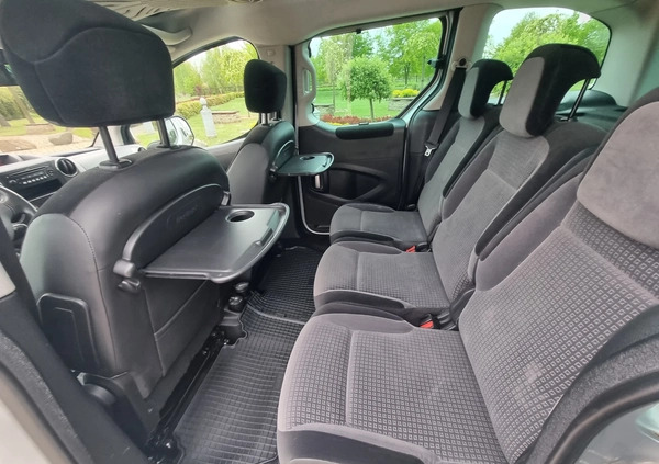 Citroen Berlingo cena 28900 przebieg: 220100, rok produkcji 2008 z Lwówek Śląski małe 232
